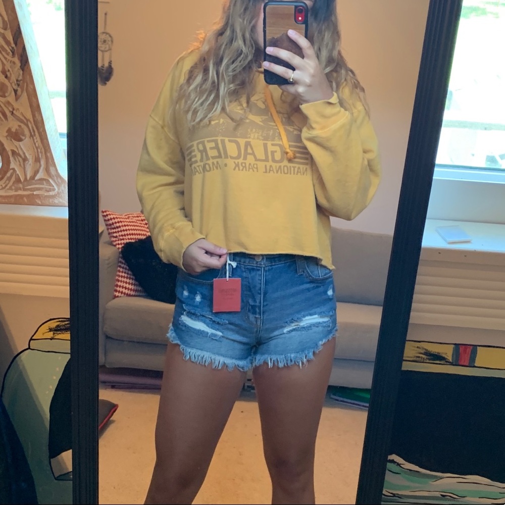 Mossimo denim shorts! High rise! (NEW WITH TAGS)